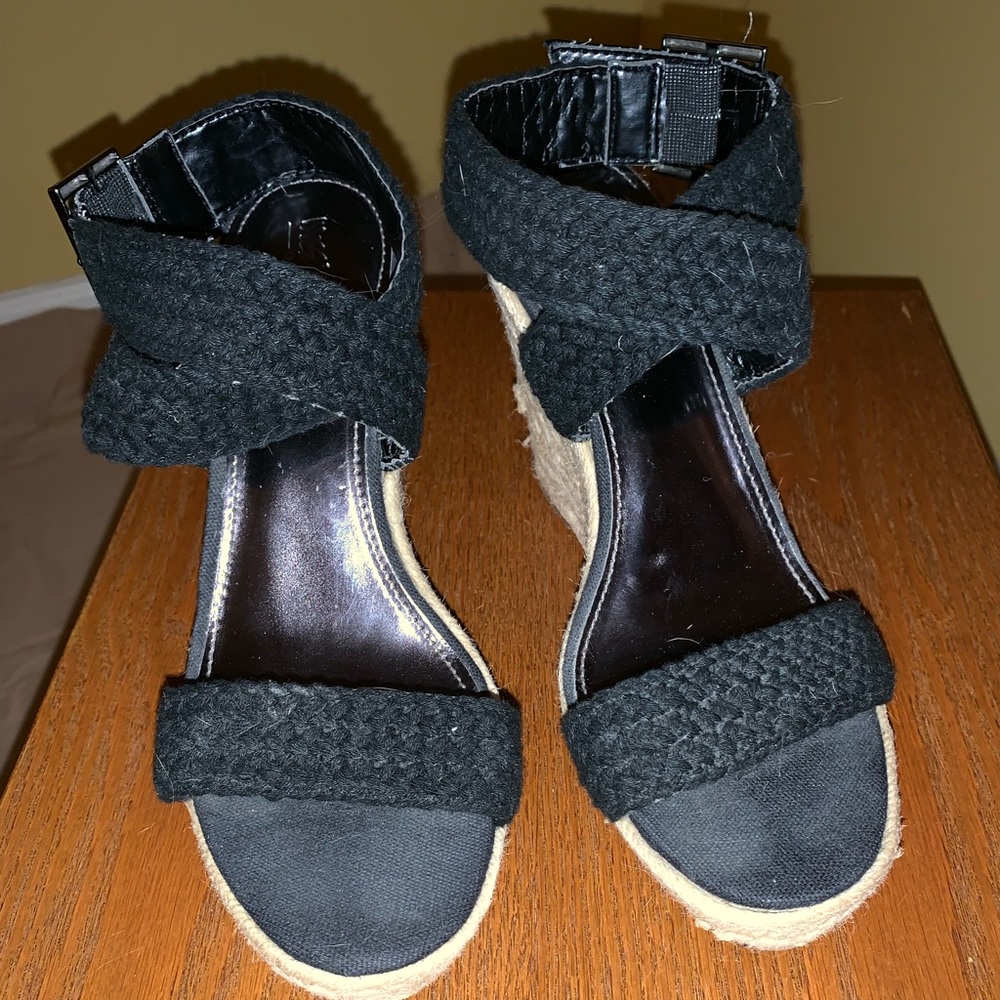 Cute Black Wedges